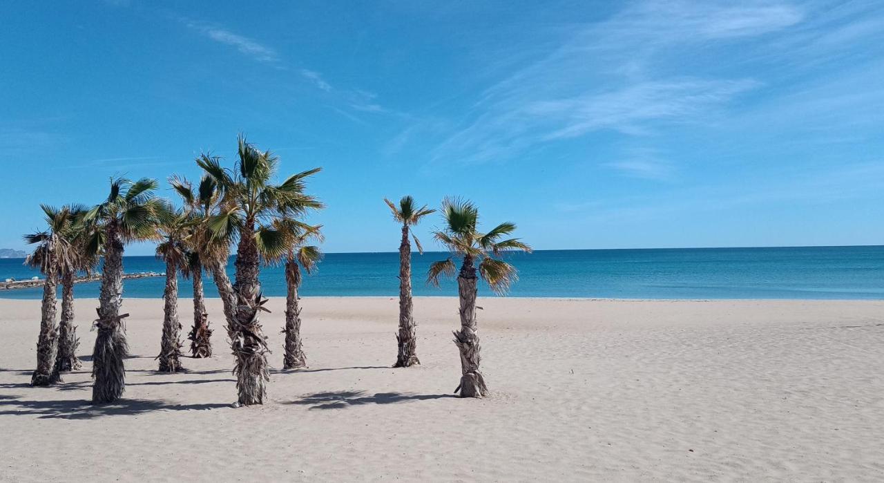 Bungalow Con Encanto, 100M2, A 800 M De La Playa El Campello Exterior foto